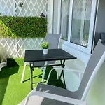 Modern & Bright With Balcony *